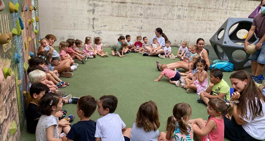 <time datetime="2022-06-29T09:09:51+00:00">29 de junio de 2022</time> | <a href="https://www.escola-horitzo.cat/author/kike/">Super User</a> | <a href="https://www.escola-horitzo.cat/category/el-dia-a-dia/" rel="tag">El dia a dia</a> | <a href="https://www.escola-horitzo.cat/2022/06/29/comencem-el-summer/#respond">No hay comentarios<span class="screen-reader-text"> en Comencem el Summer</span></a>