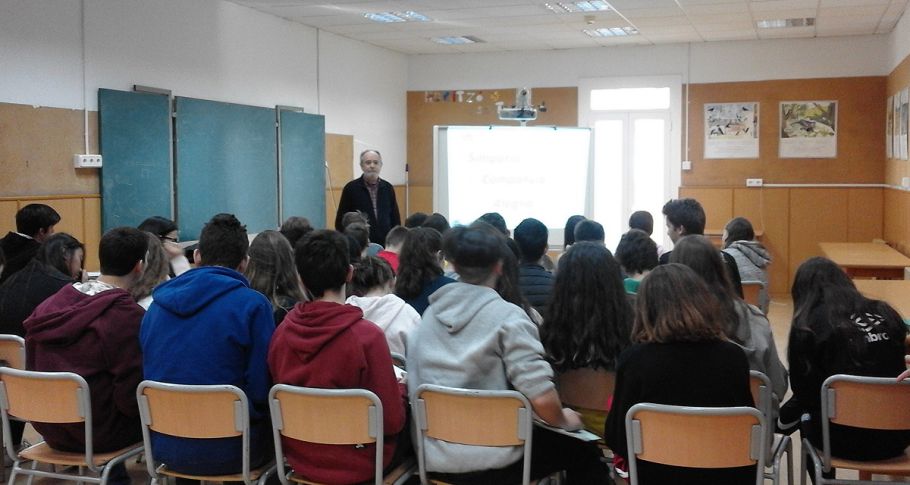 <time datetime="2018-02-20T17:38:13+00:00">20 de febrero de 2018</time> | <a href="https://www.escola-horitzo.cat/author/kike/">Super User</a> | <a href="https://www.escola-horitzo.cat/category/el-dia-a-dia/" rel="tag">El dia a dia</a> | <a href="https://www.escola-horitzo.cat/2018/02/20/una-xerrada-sobre-l-aventura-d-envellir/#respond">No hay comentarios<span class="screen-reader-text"> en Una xerrada sobre l’Aventura d’envellir</span></a>